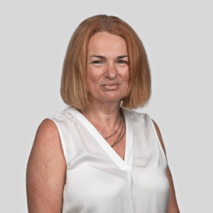 Julia Edwards